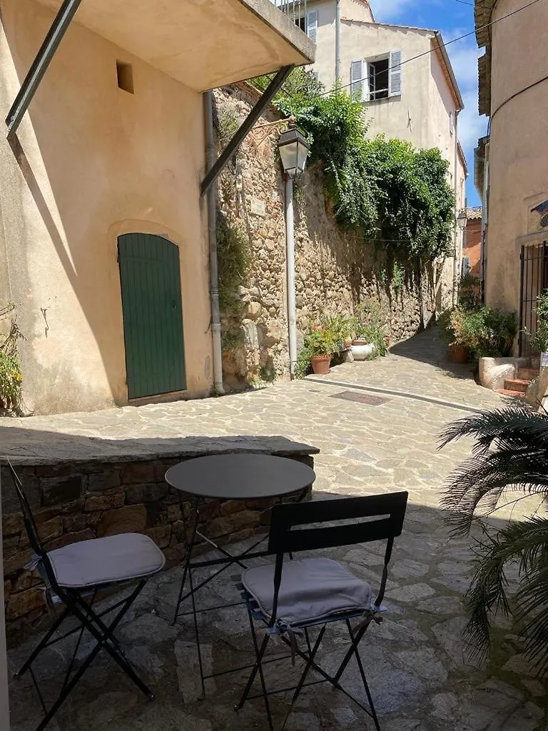 Maison De Village 3 Chambres Avec Petite Terrasse Ramatuelle Holiday home